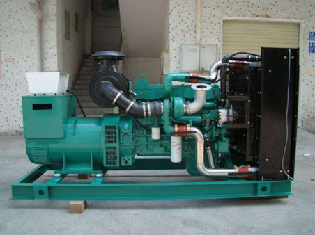 杨陵1100kw康明斯柴油发电机组图片 杨陵1100kw康明斯柴油发电机组图片